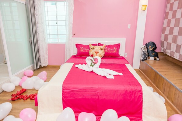 Standard Villa | 2 bedrooms, individually decorated, individually furnished, desk