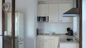 Coffee/tea maker, fridge, microwave, oven - FeWo Sonne (Oberstaufen)