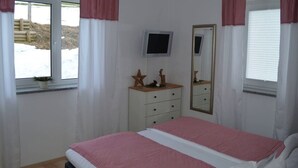 Apartment, 1 Bedroom | 1 bedroom, WiFi (free) - FeWo Sonne (Oberstaufen)