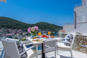 Superior-huoneisto, 1 makuuhuone, terassi | Terassi/patio