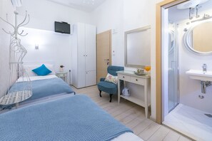 Quarto duplo | 1 quarto, cofres nos quartos, berços grátis, Wi-Fi de cortesia