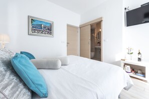 Panoramic-Doppelzimmer | Kostenlose Babybetten, kostenloses WLAN, Bettwäsche