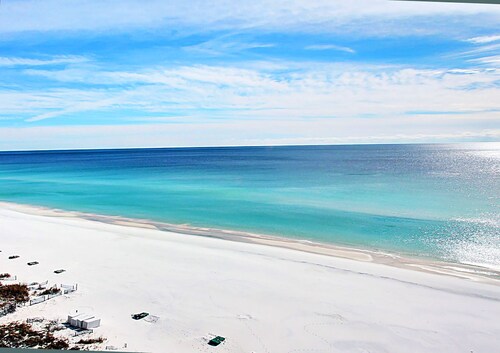 🌴Gulf Front~Pools~Onsite Restaurant~Balcony~Sauna~1BR SunDestin 1211