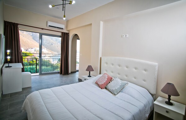 Minibar, free cots/infant beds, free WiFi, bed sheets