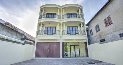 Super OYO 2509 Hotel Tebel 19