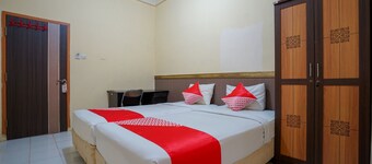 OYO Life 2502 Syariah Triantama Kost
