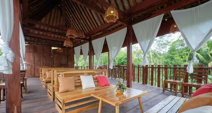 OYO 2519 Mayang Garini