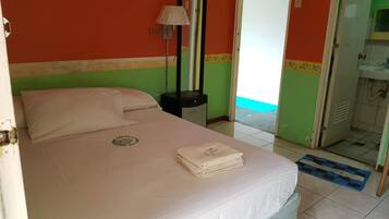 Chambre, côté jardin | Draps fournis