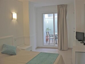 Wifi gratis y ropa de cama
