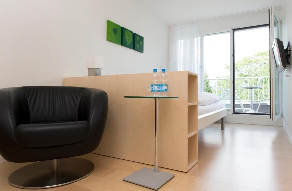 hypo-allergenic bedding, individually decorated, individually furnished