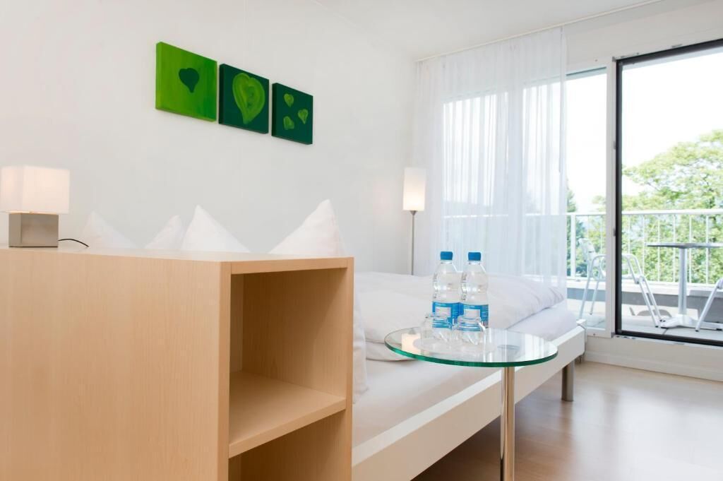 basic double room | hypo-allergenic bedding, individually decorated, individually furnished