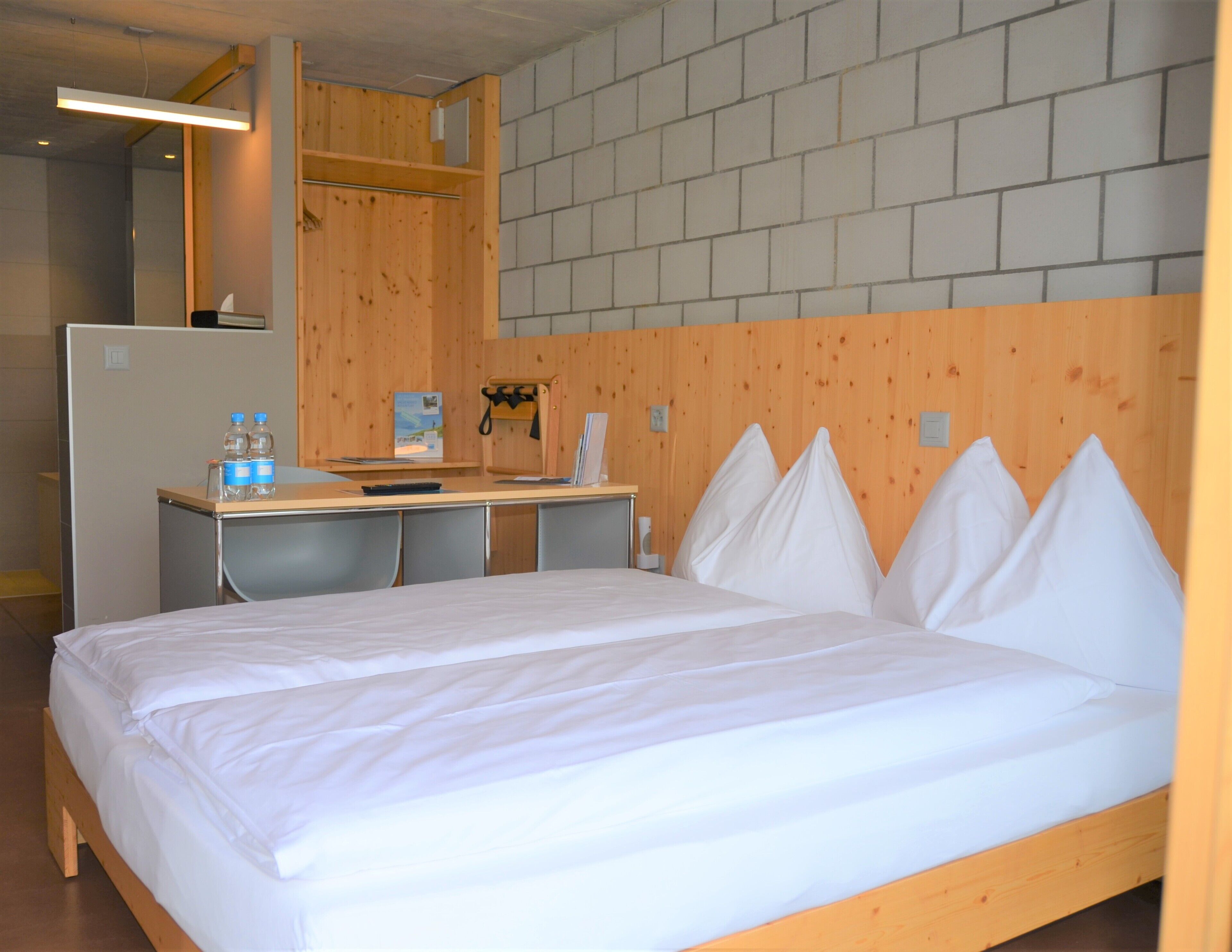 comfort double room | hypo-allergenic bedding, individually decorated, individually furnished