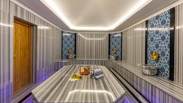 Sauna, poreallas, höyrysauna, 6 hoitohuonetta