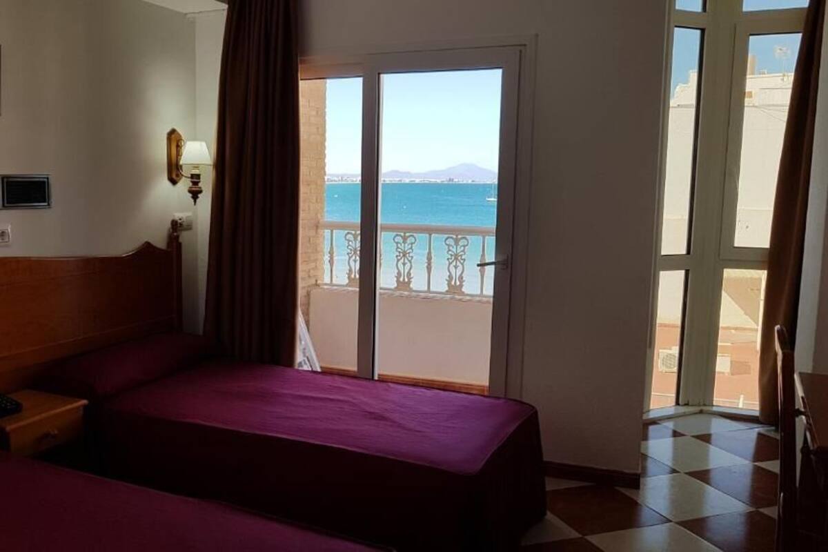 Double Room | Free WiFi