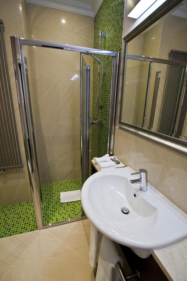 Bathroom - Best Western Plus Hotel Dyplomat (Olsztyn)