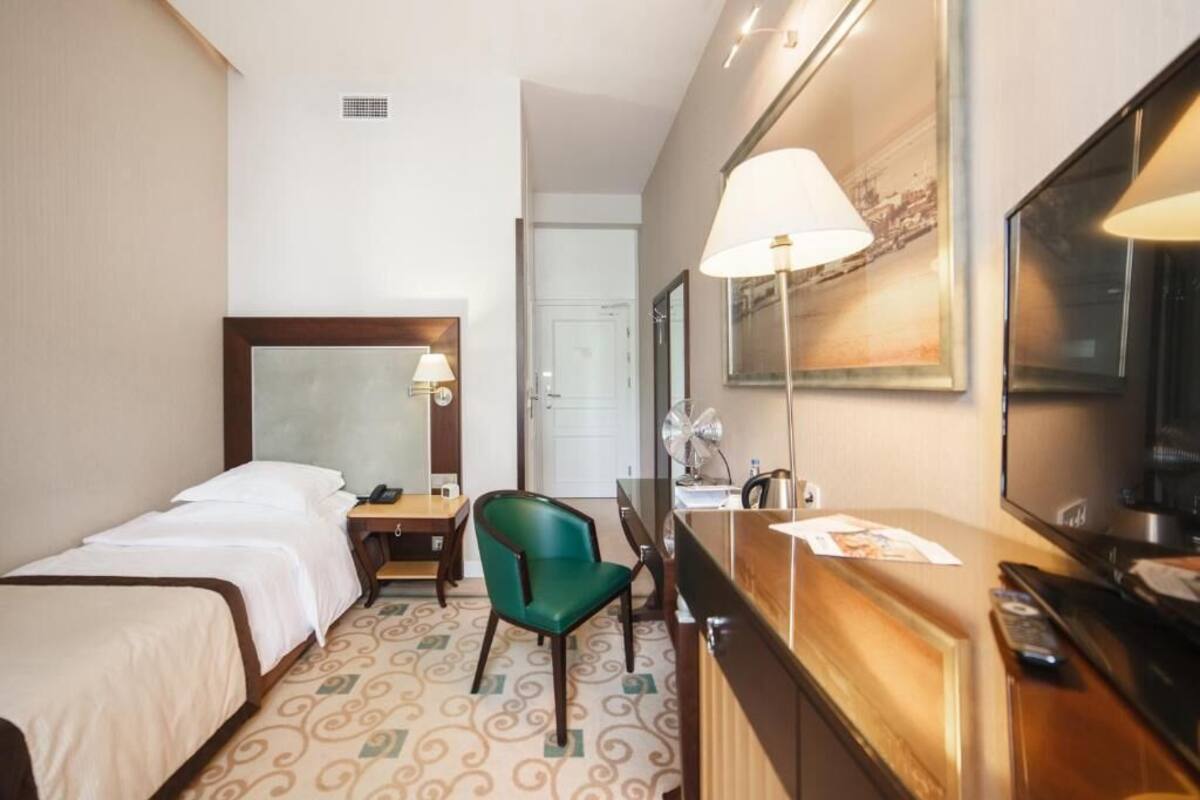 Single Room