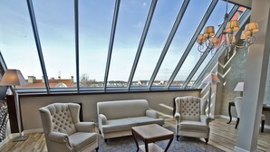 Leilighet, 1 kingsize-seng | Oppholdsrom