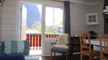 Basic-Ferienhütte (Hytte 4, Private WC, Shared Bathroom) | Wohnzimmer