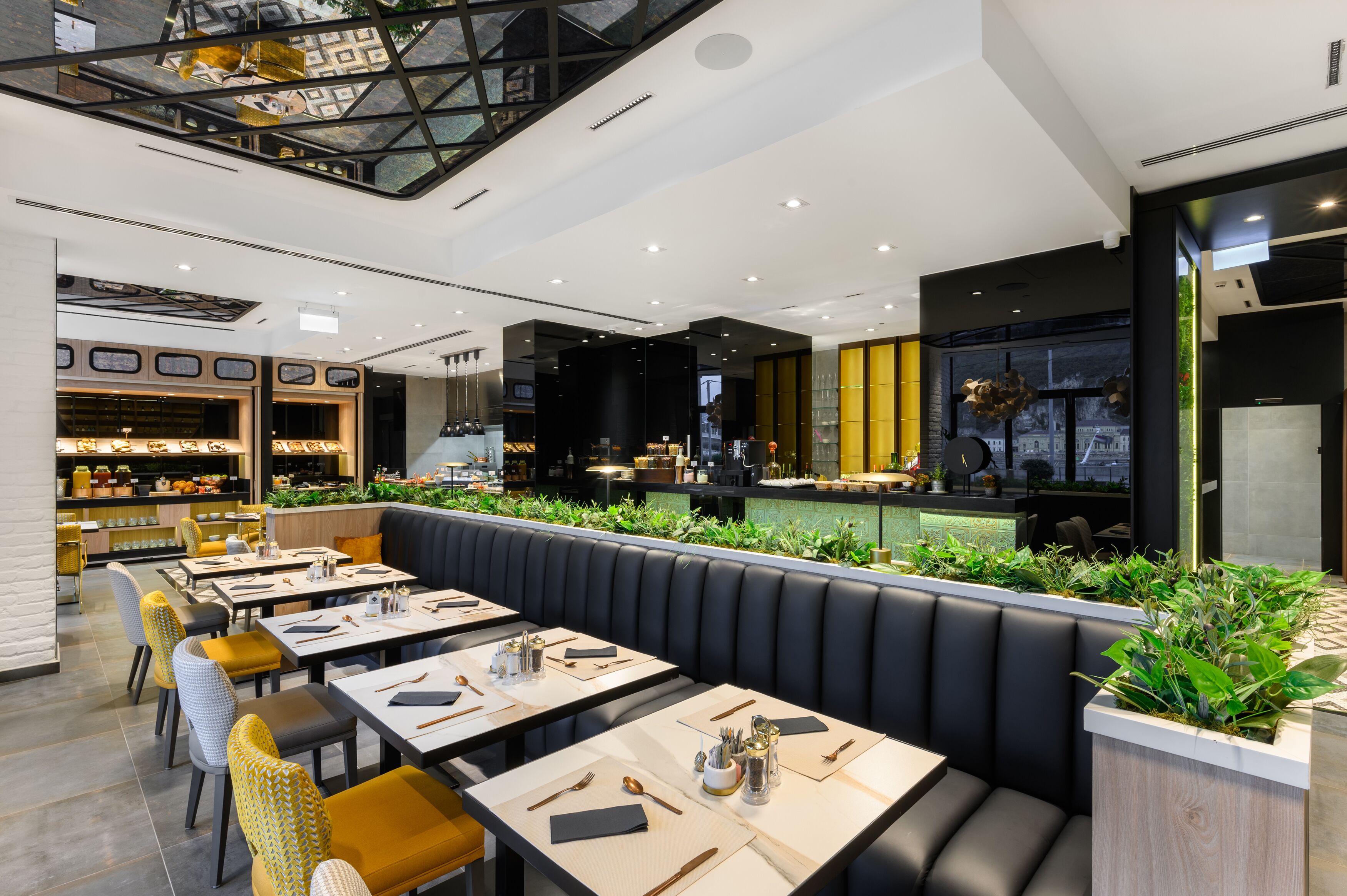 daily buffet breakfast (eur 21 per person)