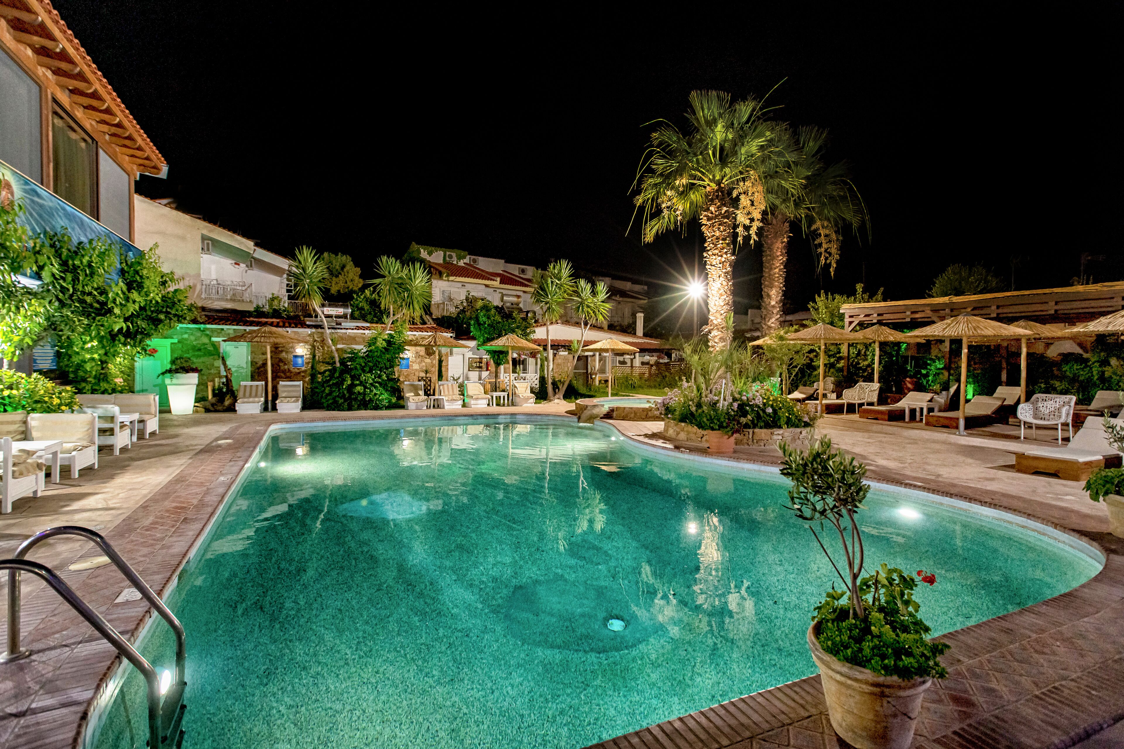 Seasonal outdoor pool