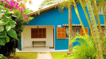 Fachada da propriedade