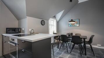 Apartment, 2 Bedrooms | Private kitchen | Full-sized fridge, microwave, oven, stovetop