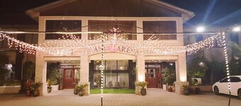 Hotel Grand Arena