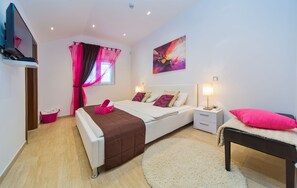 5 habitaciones y caja de seguridad en la habitación 