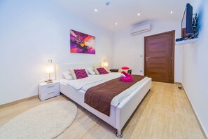 Villa Familiale | 5 chambres, coffres-forts dans les chambres, fer et planche à repasser