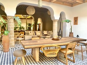 Breakfast, lunch, dinner served; local cuisine  - Riad Le Pèlerin (Marrakech)