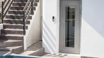 Apartemen, 3 kamar tidur | Teras/patio