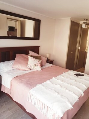 Apartamento estándar | 1 dormitorio, caja fuerte, tabla de planchar con plancha y wifi gratis