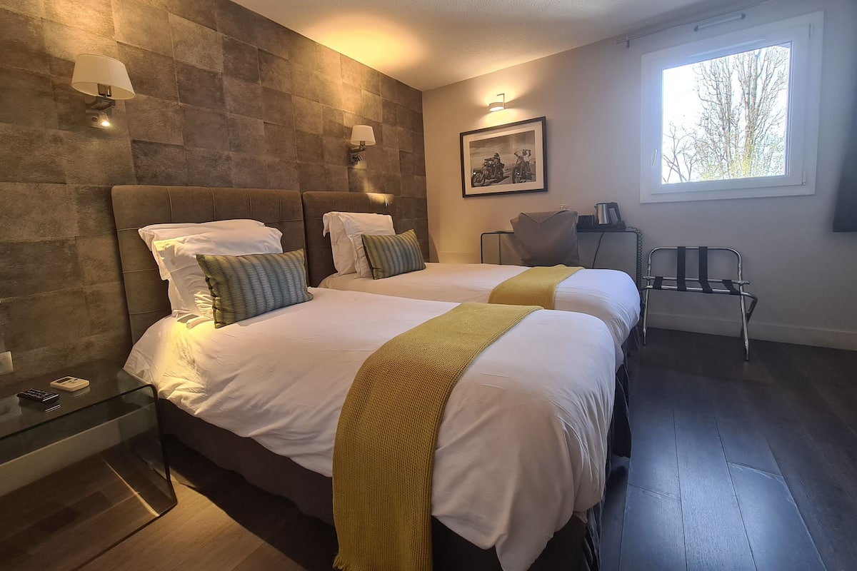 Twin Room | Premium bedding, pillow-top beds, in-room safe, individually decorated
