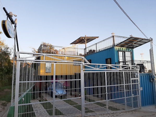 Fachada del alojamiento