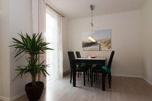 Comfort Apartment (Düne) | In-room dining