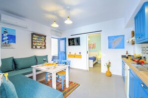 Tsambika - Koskinou Traditional House | Private kitchen | Fridge, microwave, coffee/tea maker, electric kettle - Koskinou Traditional House (Rhodes)