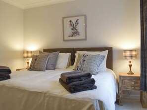 Unclassified image, 4 of 18, button