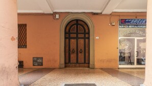 Property entrance - HouSmart  Falegnami 7 (Bologna)