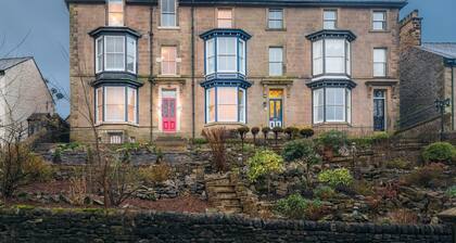Hartington Apartments