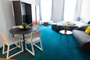 Comfort Studio | In-room dining - Cilindar apartments (Zagreb)
