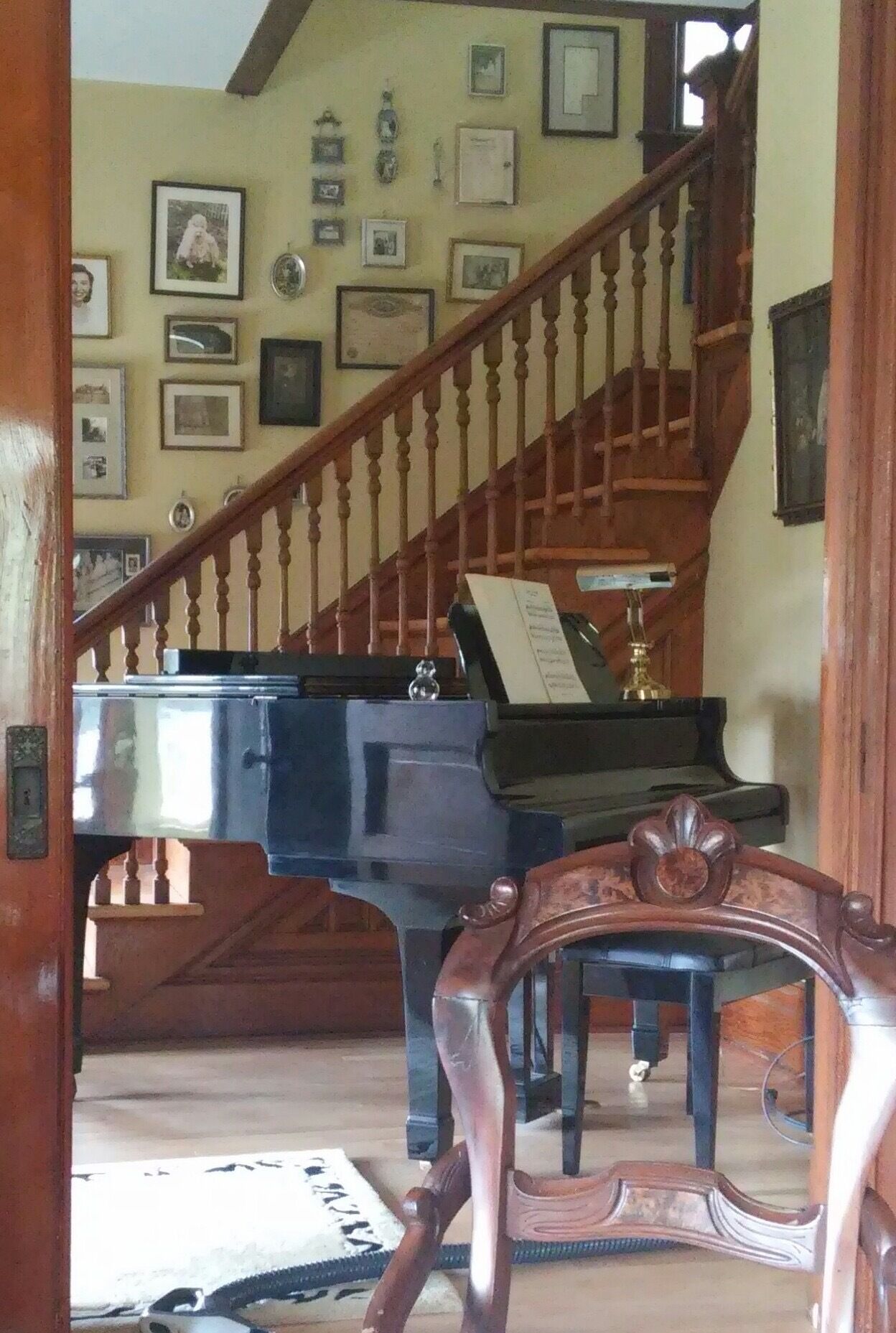 Historic home, Portage views, close to MTU, downtown Hancock
