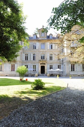 Exterior - La Villa d' Alti (Bagneres-de-Luchon)