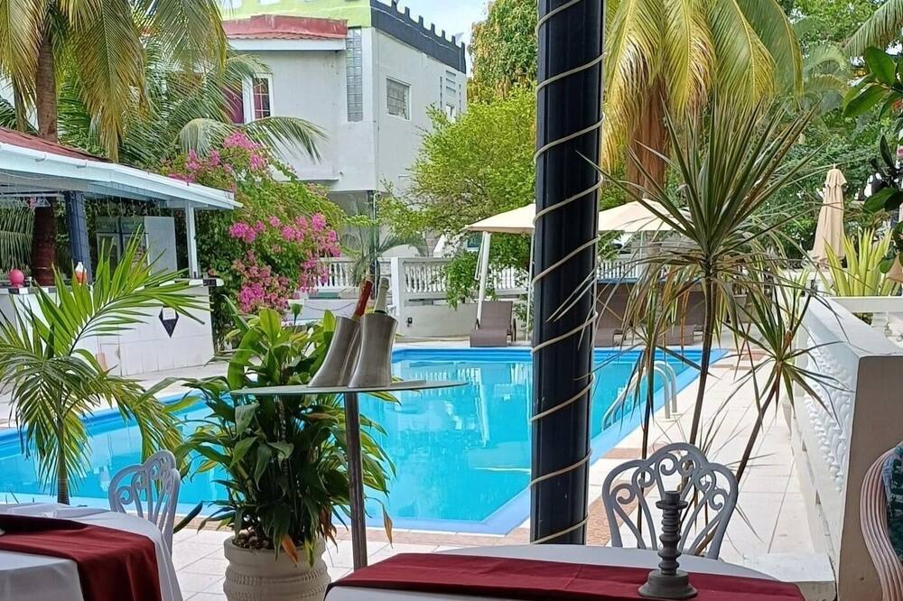 Bay Heights Bed and Breakfast
