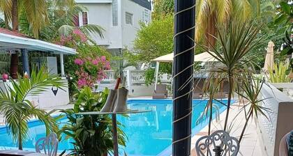 Bay Heights Bed and Breakfast