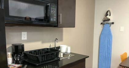 Studio 6 Wichita, KS - Airport