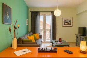 Télévision, chaîne hi-fi, espaces bureaux