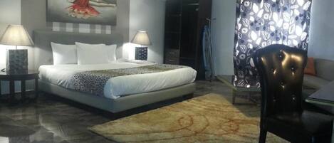 Apartment, 2 Bedrooms | 1 bedroom, in-room safe, desk, free WiFi