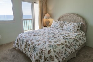 2 bedrooms, bed sheets