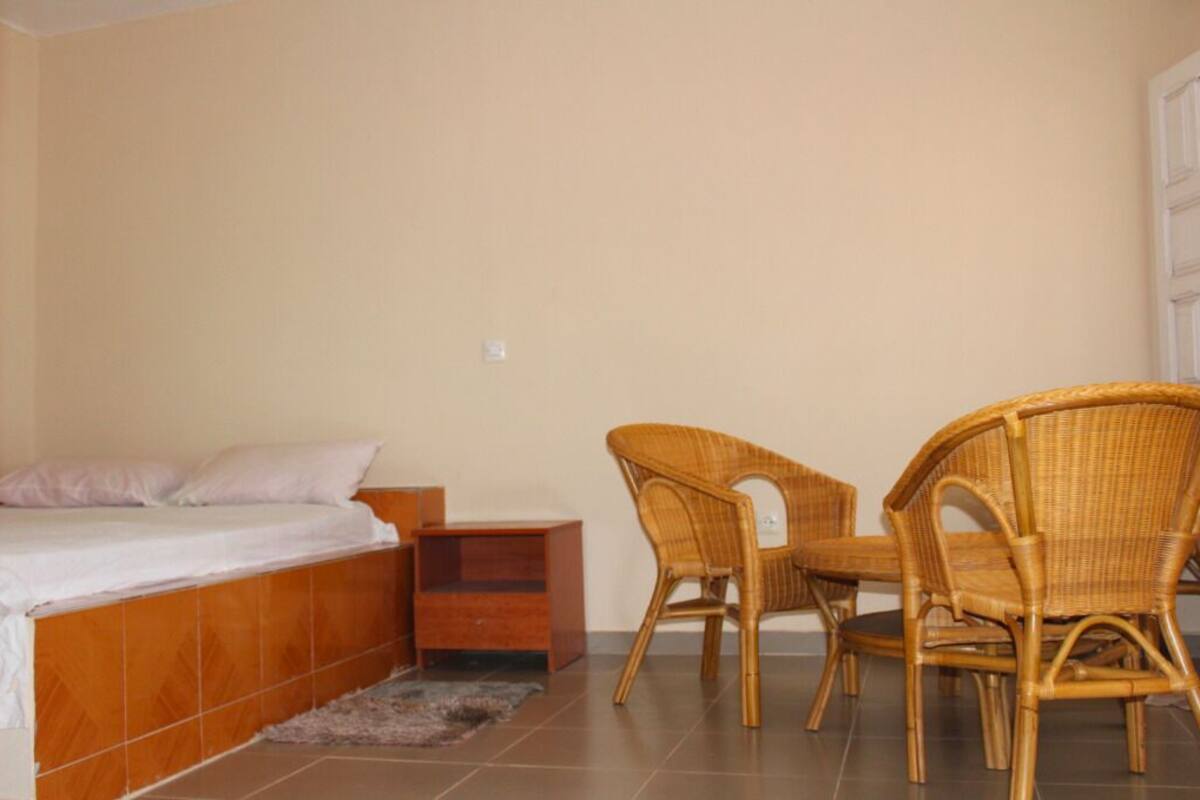 Classic Single Room