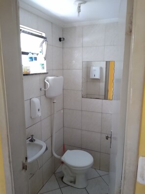 Bathroom - Hotel Malibu Cajazeiras (Salvador)